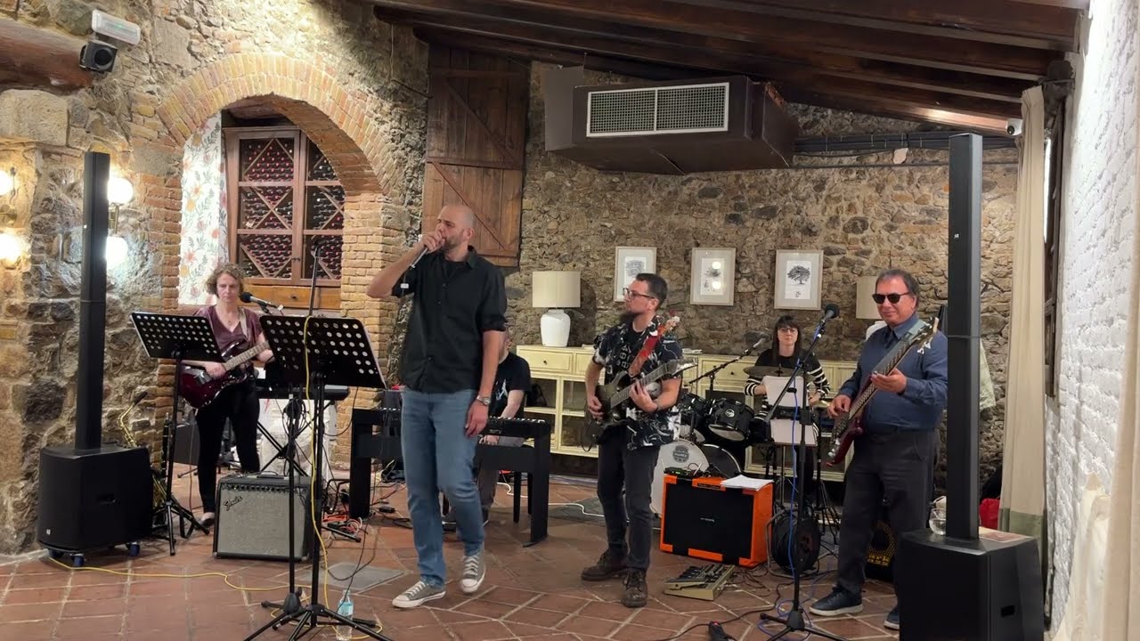 The AirBand 2 (04) - I Want To Break Free