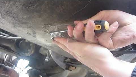 Ultrasonic fuel sensor installation