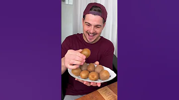 Do You Eat KIWI With The Skin Or Do You SLURP It Out Kiwi Hack CHEFKOUDY 