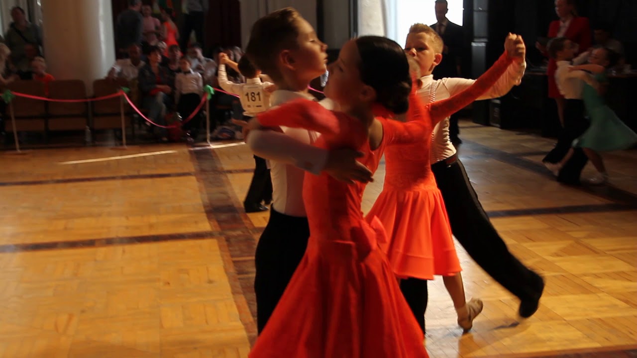 29.04.18 Днерп "Rising Star 2018" Юв 1 школа вальс ФИНАЛ  Леся Леша