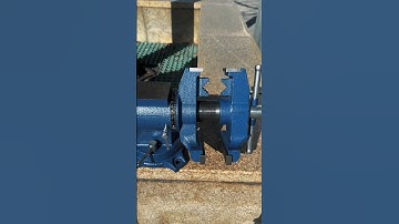 Multi-purpose, multi-jaw industrial-grade American bench vise
