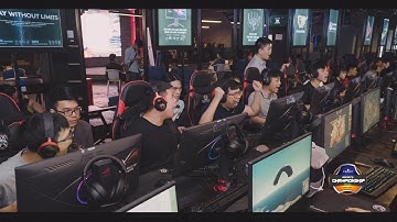 chơi game cùng các quý ông Bomman, Deftsu, Naokai và Leopard