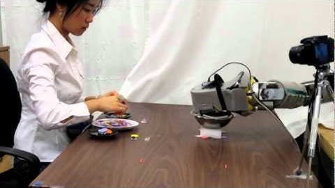 Hesitation Study - Condition 3, human-like hesitation gestures