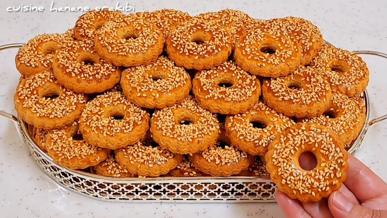 حلوة العشر دقائق سهلة وسريعة إقتصادية بكمية كثيرة بمكونات بسيطة حضريها فرمشة عين😇