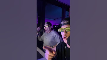 Can you do it like:) Boow-Bshow-Boow-Bshow?^^.#madtwinz #bass #house #joke