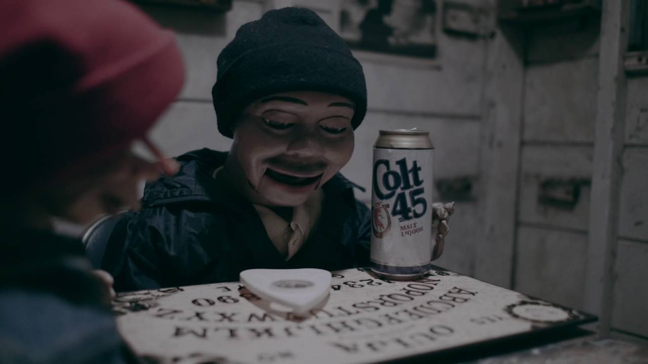 ouija board bekijken op YouTube ouija board bekijken op YouTube