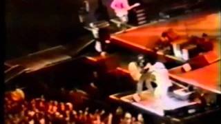 U2 - Desire (Philadelphia 1992)