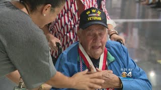 Veterans Return To MIA After 'Honor Flight'
