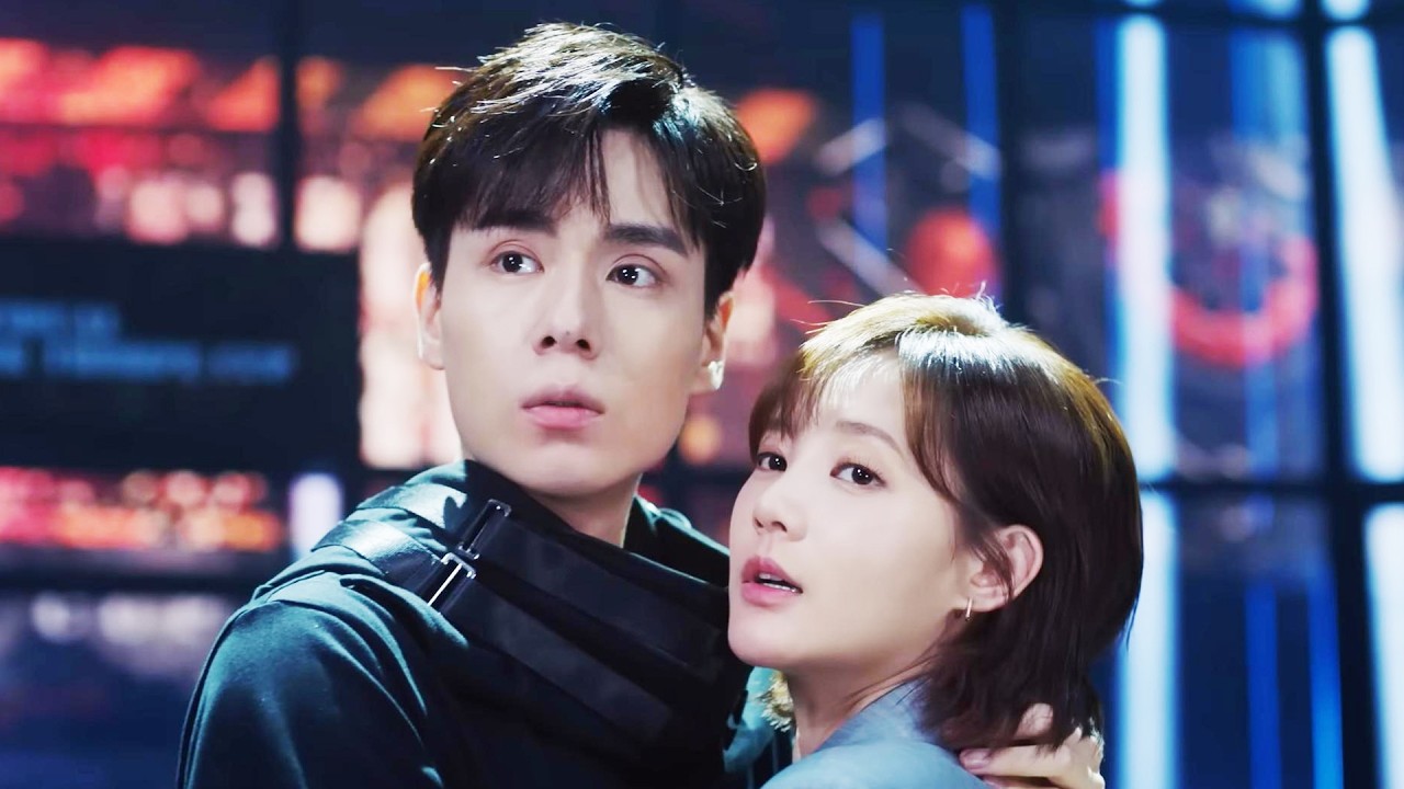 誰也沒想到不起眼的灰姑娘是總裁暗戀多年的女孩，總裁在領獎臺上表白，全場震驚！