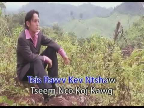 Video: 4 Txoj Kev Hnav Hnav Hnav Khaub Ncaws thaum Lub Caij Nplooj Ntoos Zeeg