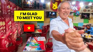 This is How They Treat you in VIETNAM 🇻🇳 STREET FOOD in District 4 | Ho Chi Minh City (Saigon)