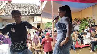 Daun Puspa Cover Adelia Berlian