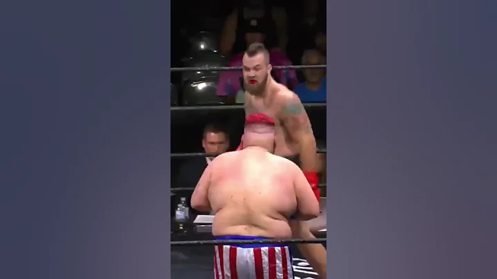 Jacked fighter dominates doughboy with haymakers