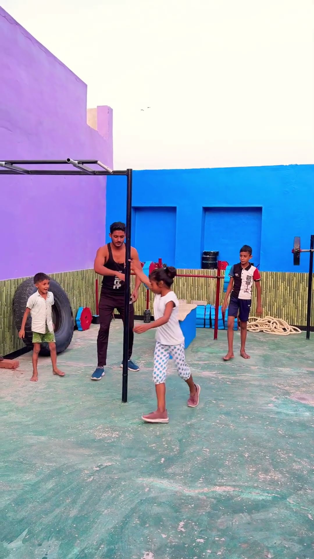 who is the winner ??? #shortvideo #funnyvideo #comedy