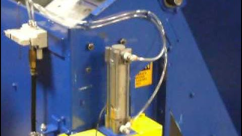 SPECTRUM AUTOMATION COMPANY VALVE SEAT ELEVATING CONVEYOR WITH LOCKABLE HALGER DOCK