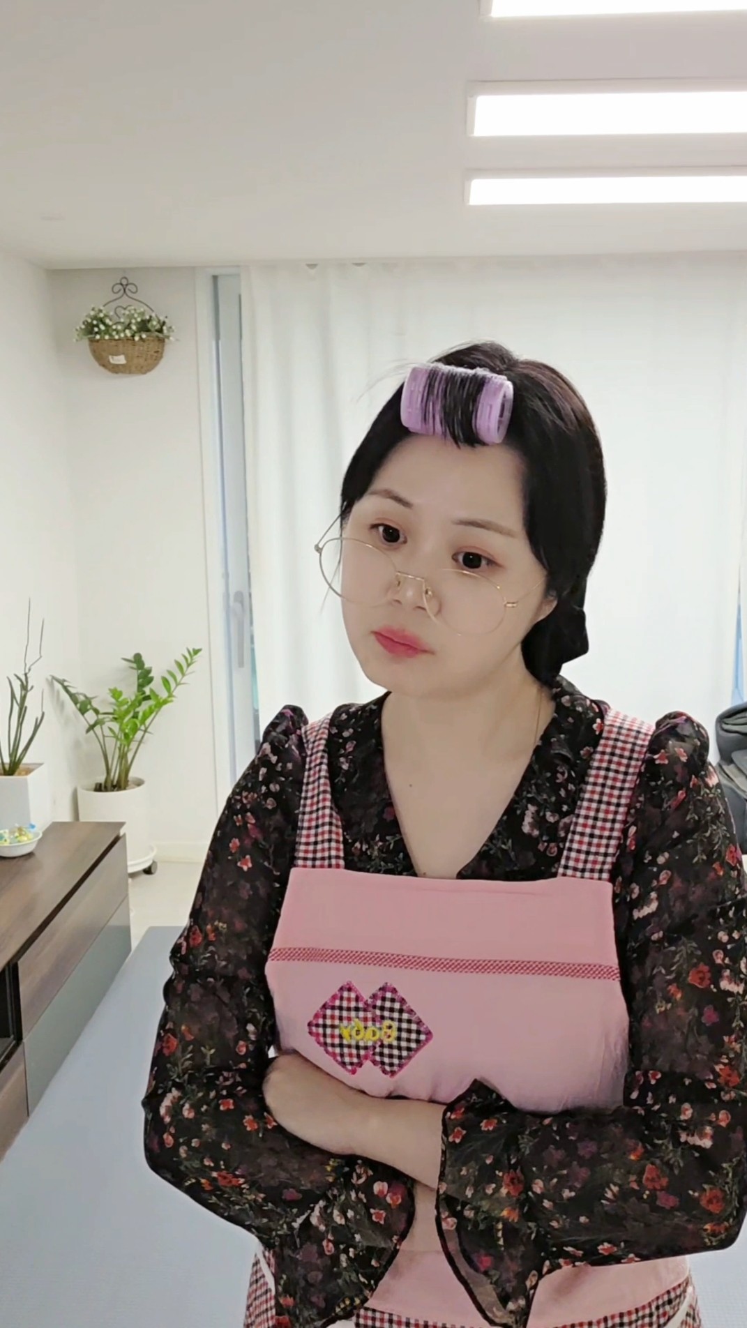 간식 몰래 먹는 방법??How to eat snacks secretly #funny #TeamYELLOWHAT