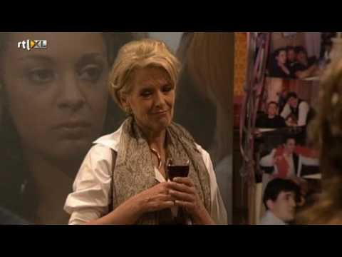 GTST - Laura herdenkt de overleden Meerdijkers