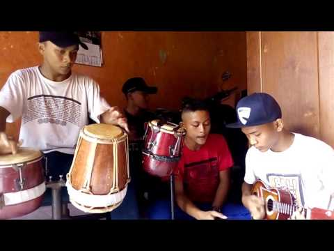 LUNGSET - Cover Version Ukulele And Kendang @Durextion