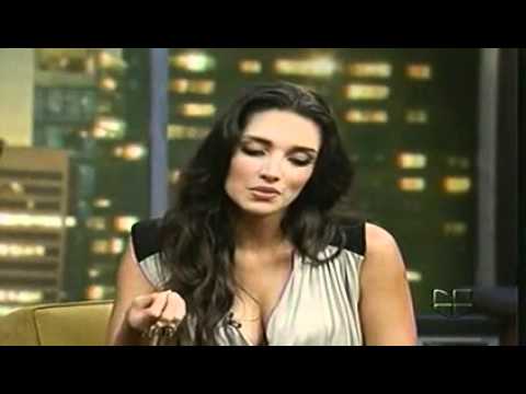 Video: Bezvadná Tvář Amelia Vega