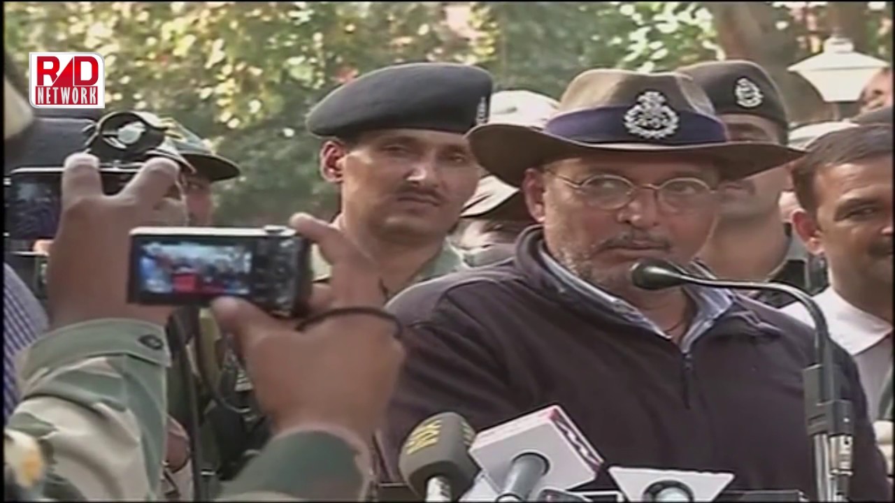 Bollywood Actor Nana Pathekar visits BSF Border posts J&K Kathua at Interact with BSF jawan trending in india google