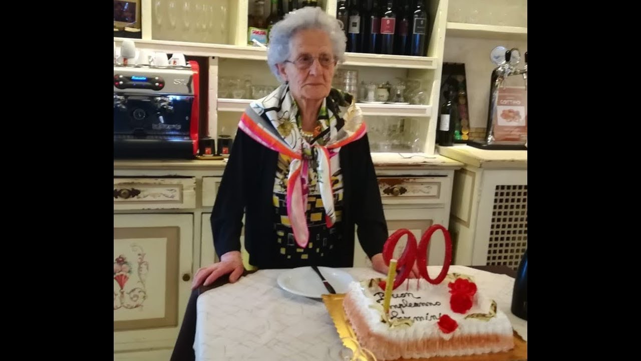 90 ANNI DI ZIA ERMINIA LABRIOLA (Miglionico 22 Maggio 2019) - YouTube