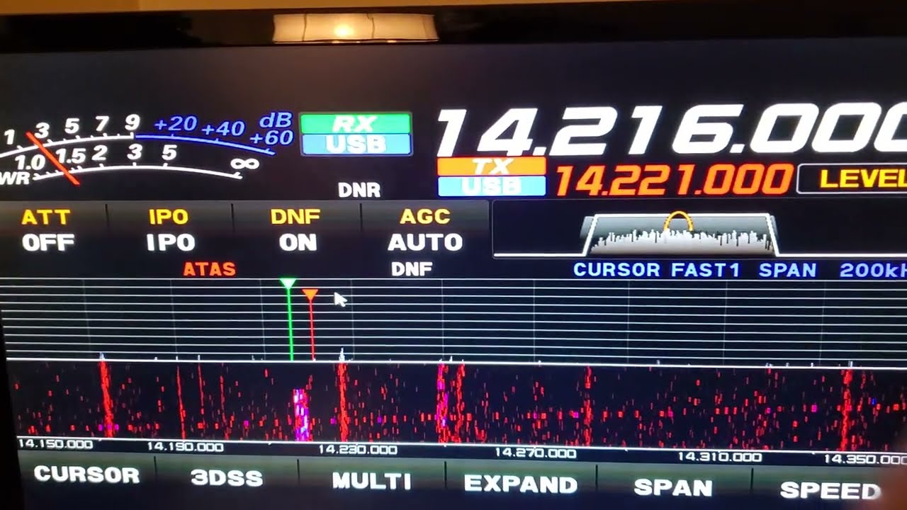9L8MD — Сьерра-Леоне с наземной паразитной антенной и мощностью 100 Вт