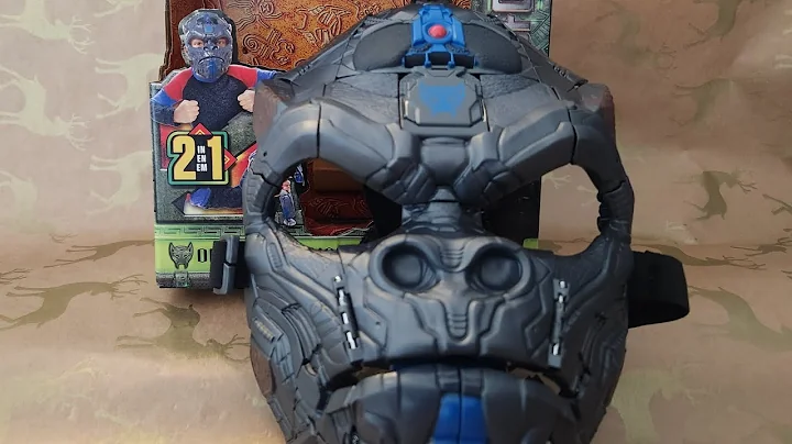 Transformers Rise of the Beasts - Optimus Primal transforming mask!
