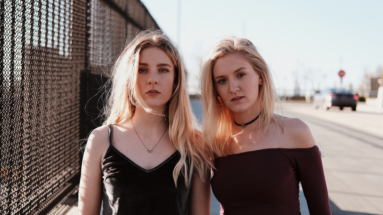 Natural Light Portrait Photography Shoot Using Fujifilm X T2