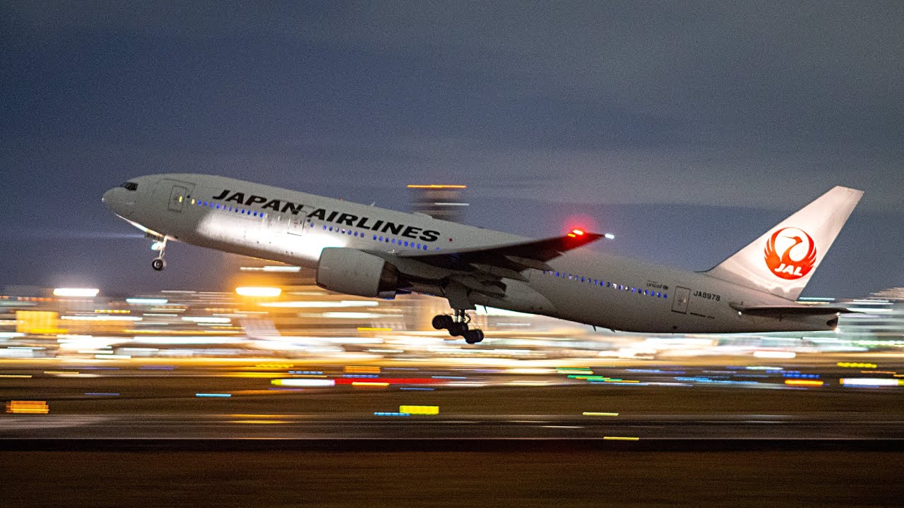 NIGHT FLIGHT -OSAKA / 夜のフライト・大阪 / Airplane, Osaka/ITAMI Airport , JAPAN / 伊丹空港・千里川河川敷・伊丹スカイパーク