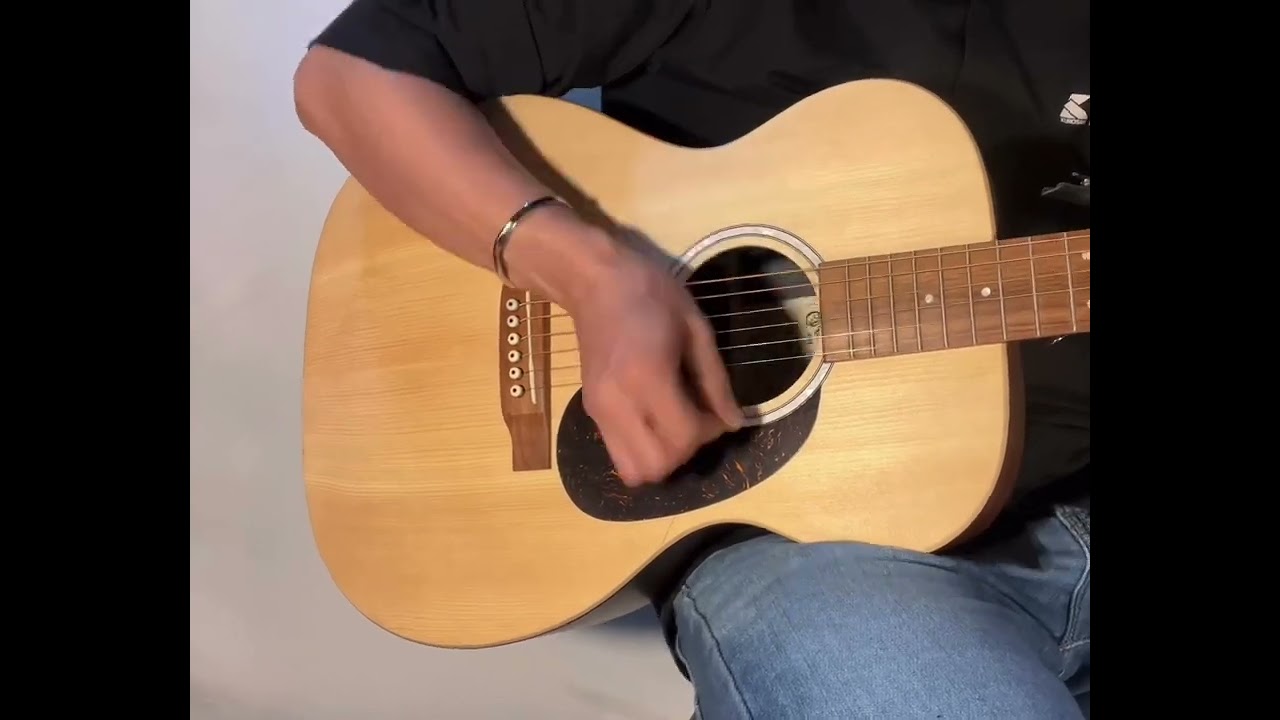 試奏動画】【新品】Martin 00-X2E-01#2643993 - YouTube