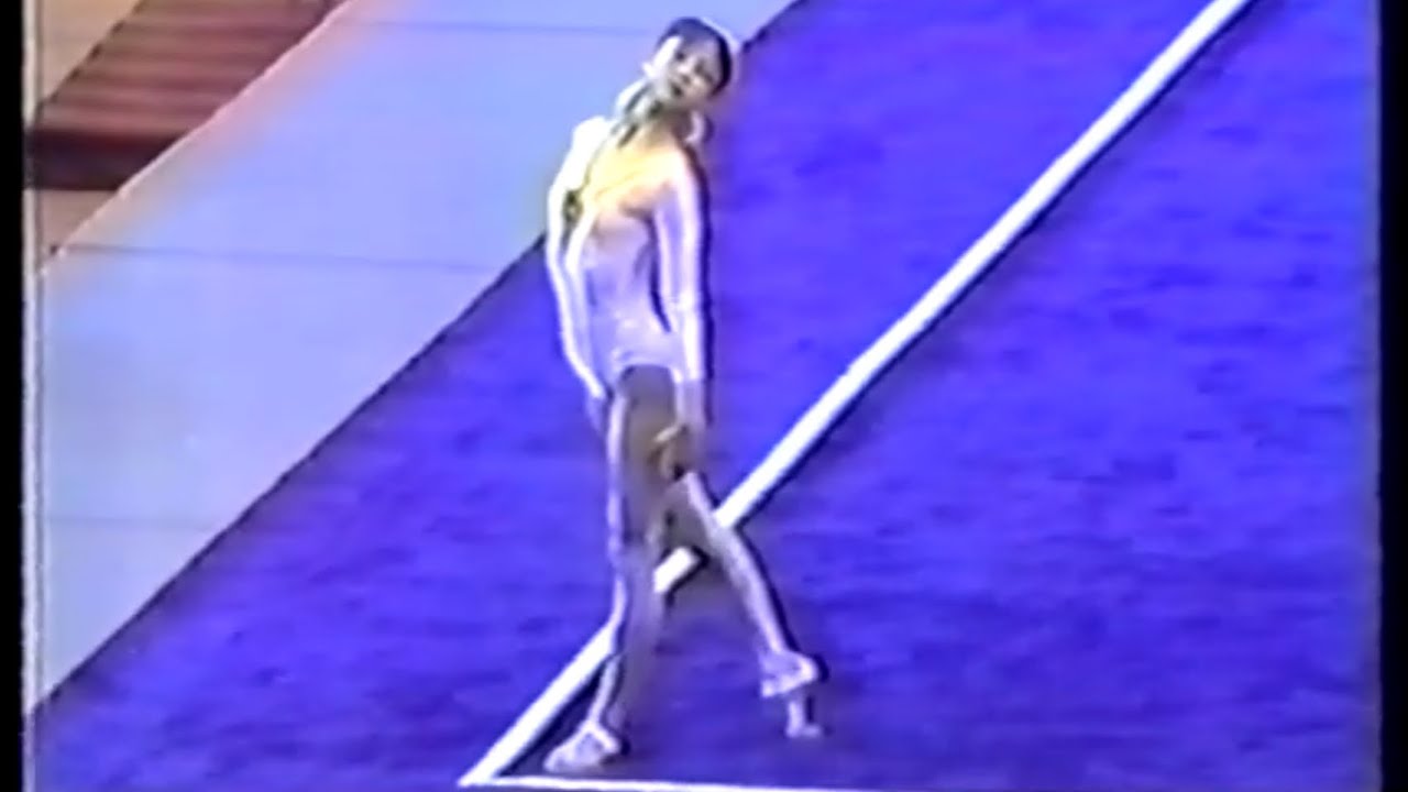 🥇 Chen Yongyan 🇨🇳 FX AA 1982 Asian Games