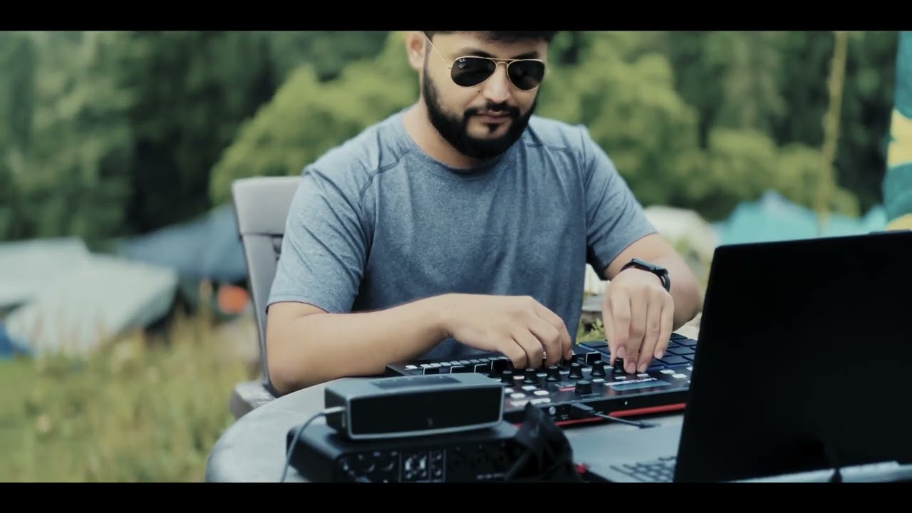 Watch Lockhead - New Day (2023 Acid Melodic Deep House) on YouTube Watch Lockhead - New Day (2023 Acid Melodic Deep House) on YouTube