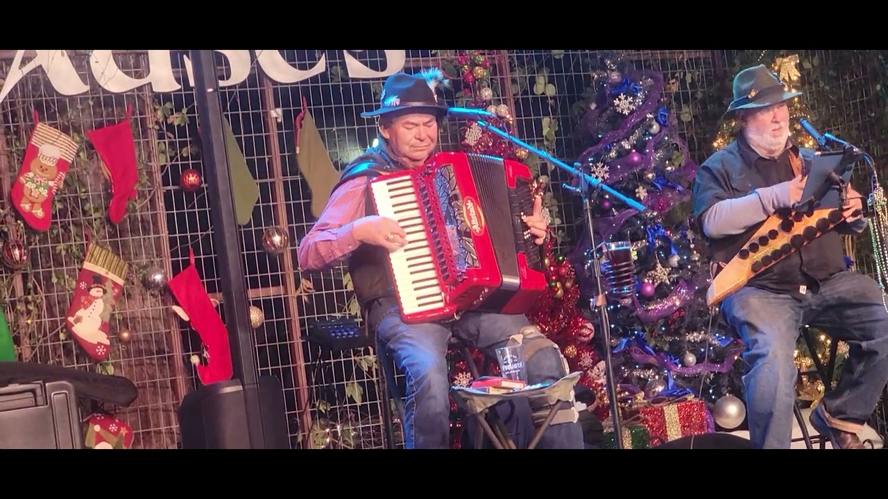 Hey Baby Que Paso, Off the Grid Band Krause's Cafe 12/6/23 YouTube