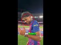 Los futbolistas del Barça sacaron sus mejores trapitos para la cena y al final llegó Koundé