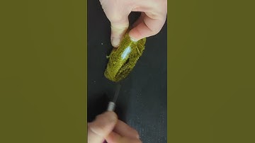 Struggling #asmrcommunity #asmr #asmrsounds #threadcutting #oddlysatisfying #satisfying