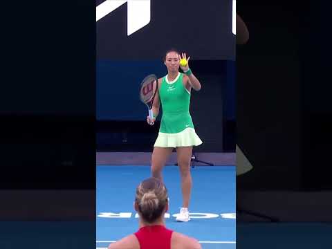 🙃Quand Zheng allume Sabalenka à l'échauffement #shorts #tennis #australianopen