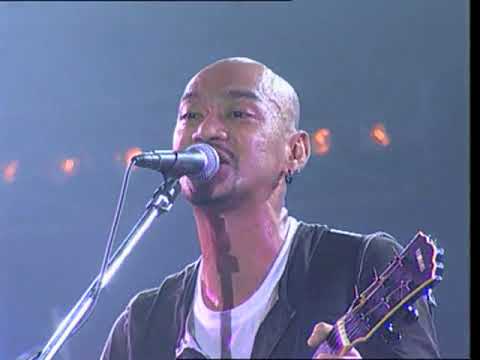 Taxi คิดถึงฉันไหมเวลาที่เธอ      LIVE IN THAILAND IP FESTIVAL 2003 มหกรรมคอนเสิร์ตทรัพย์สินทางปัญญา