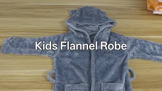 Cozy kids flannel robe with adorable bear hood🐻
