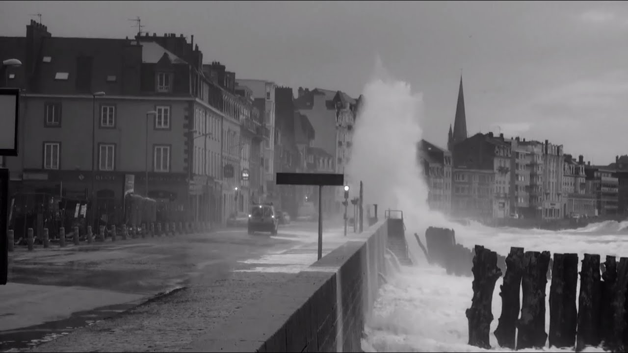 Tempête et Grandes marée à Saint-Malo-Bretagne - YouTube