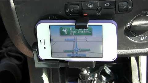 iOS 6 Hands On: Turn By Turn Navigation In-Car Experience
