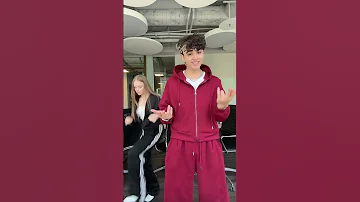 руки вверх и Amirchik ну зачем 
