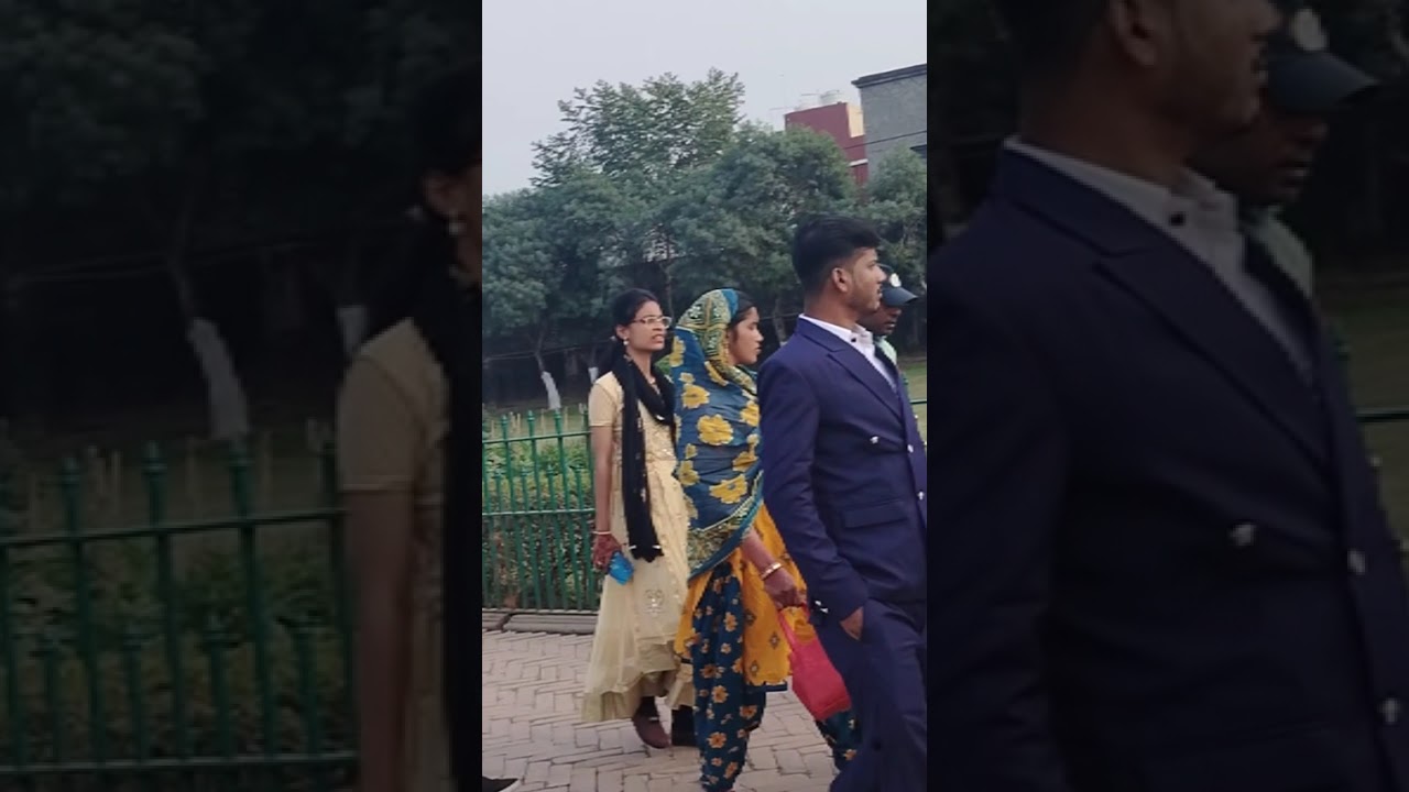 Murshidabad hazarduari kemon lagche Kemon legeche comment kore blo 