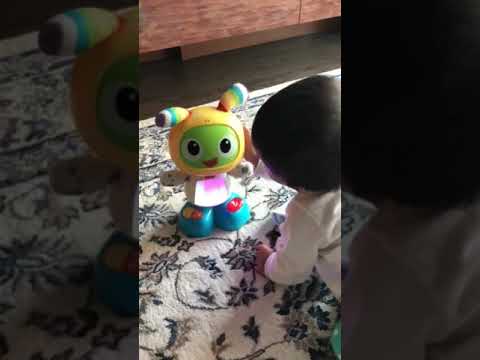 Fisher Price Bright Beats Dance & Move Beatbo - YouTube