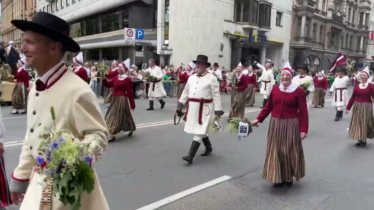 Taking part in the most grandiose festival in Latvia – the Latvian Song and Dance Festival - Parade