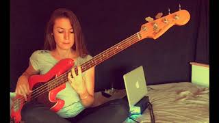 Emeline Fougeray / Earth Wind And Fire - In The Stone (Bass Cover) Resimi