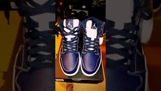 air jordan 1 mid re2pect