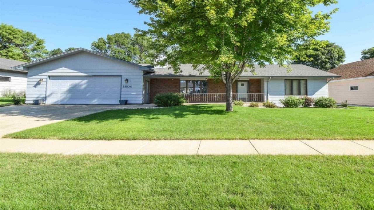 2804 E 52nd St, Sioux Falls, SD Presented by Zack Winter. YouTube
