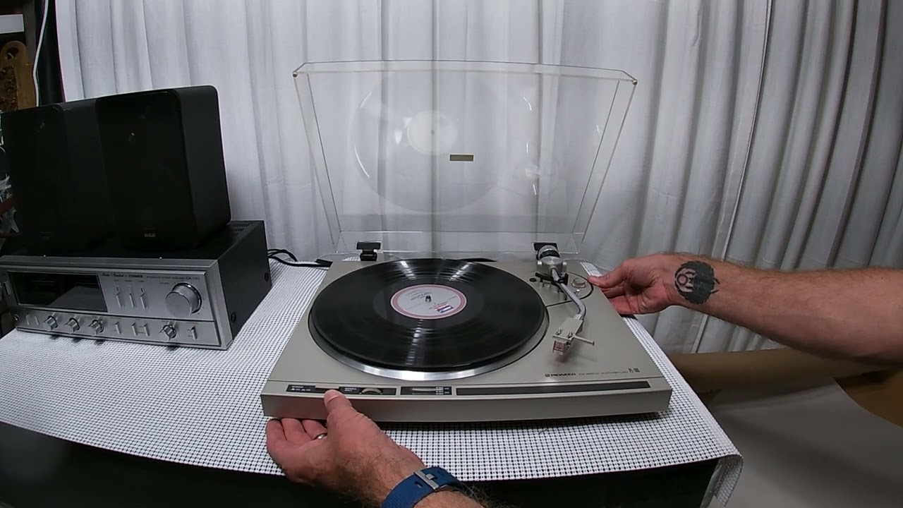 Pioneer PL-M100レコードプレーヤー Pioneer PL-100 Turntable - Really Really Good Entry Model