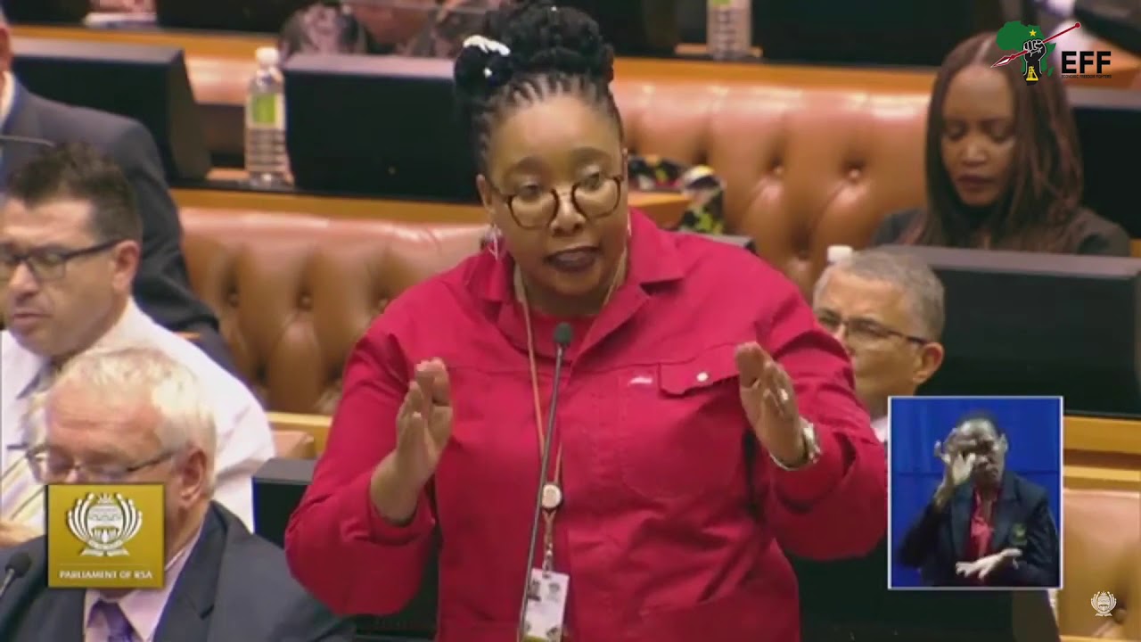 EFF Commissar V. Mente 