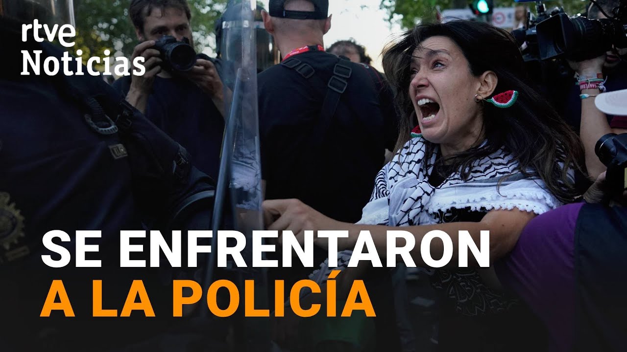 LA VUELTA: PROTESTAS constantes a lo largo de la CARRERA | RTVE Noticias